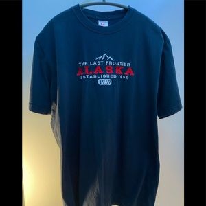 Alaska The Last Frontier Medium Navy Blue T-Shirt